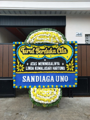 Papan Bunga Duka di Topoyo